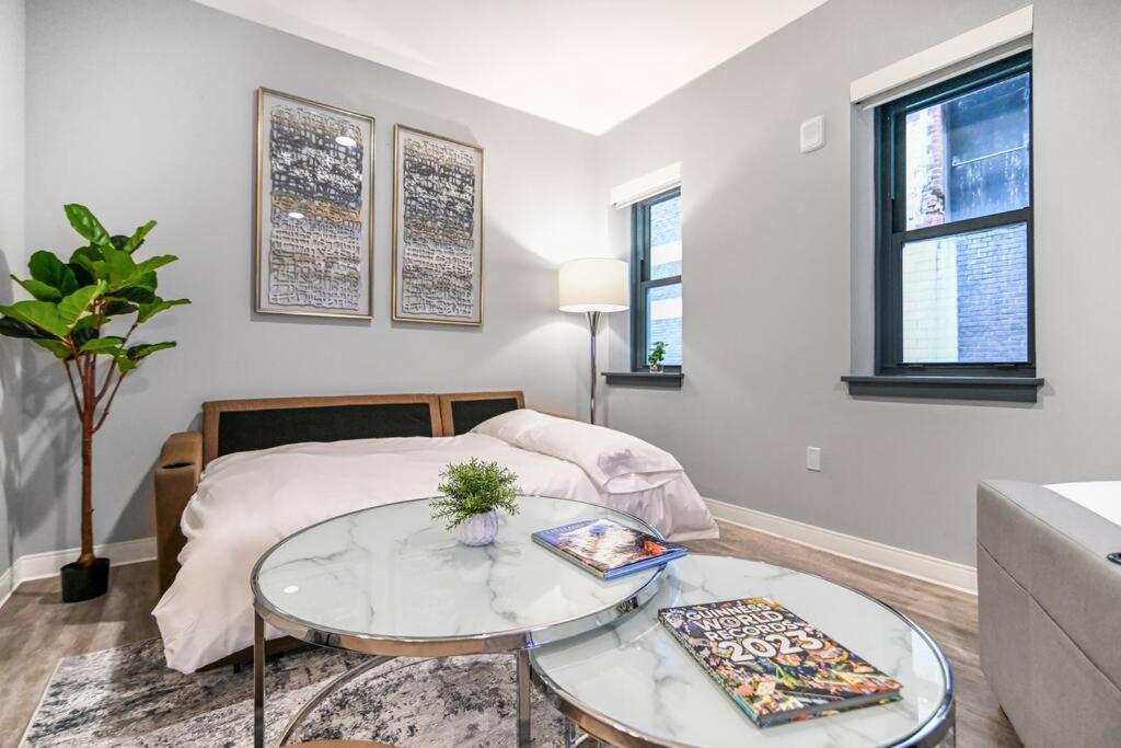 Апартаменты 2Br Unit In The Heart Of Dt On Playhouse Square, With Pool And Gym Access-1106 Кливленд Экстерьер фото